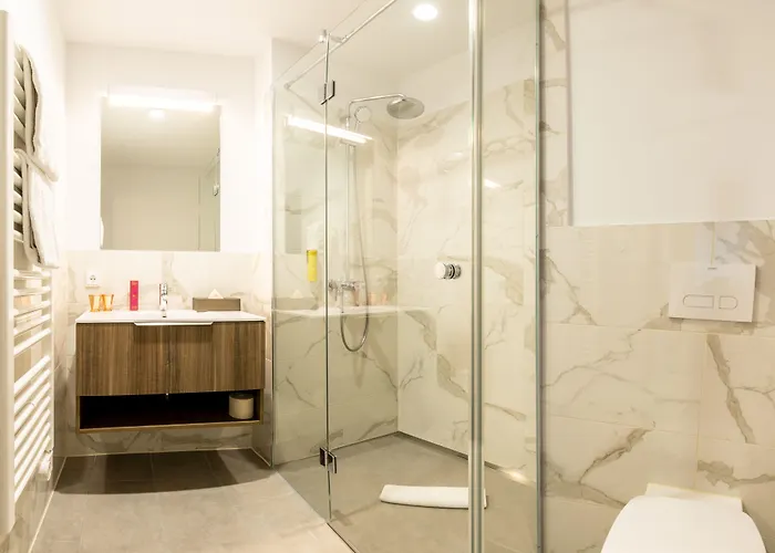 Maseven Muenchen Messe Dornach 4* 阿什海姆