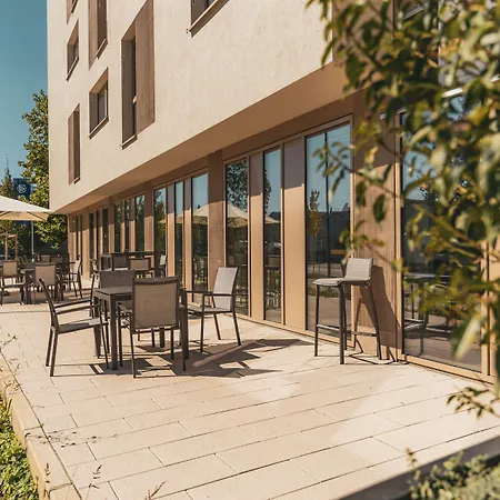 Maseven Muenchen Messe Dornach 4* آشايم