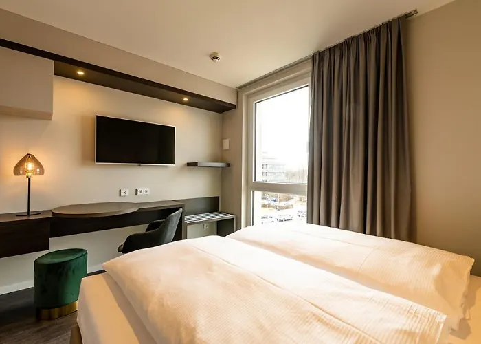 Maseven Muenchen Messe Dornach 4*